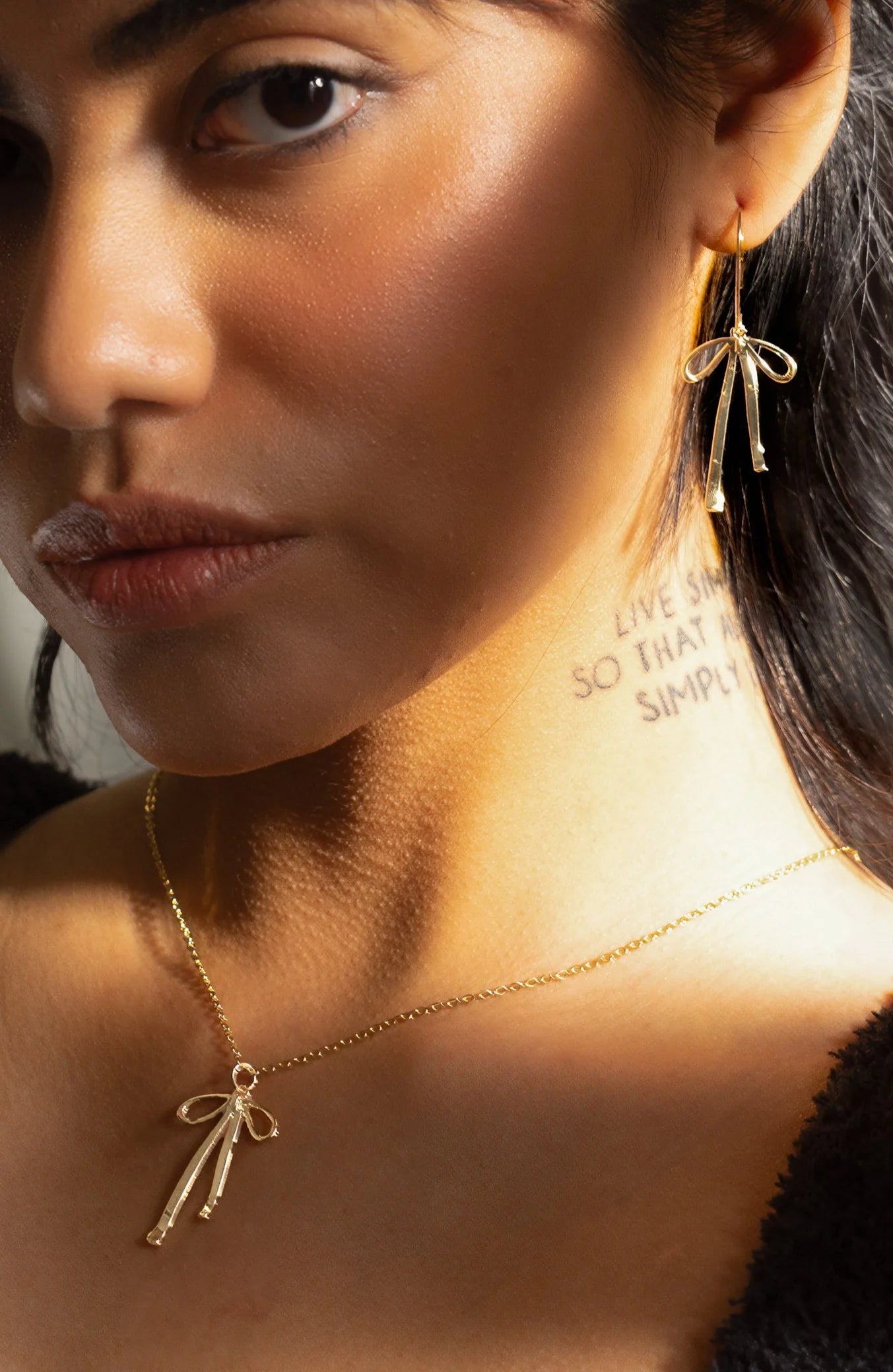 Sustainable gold-plated earrings and necklace set